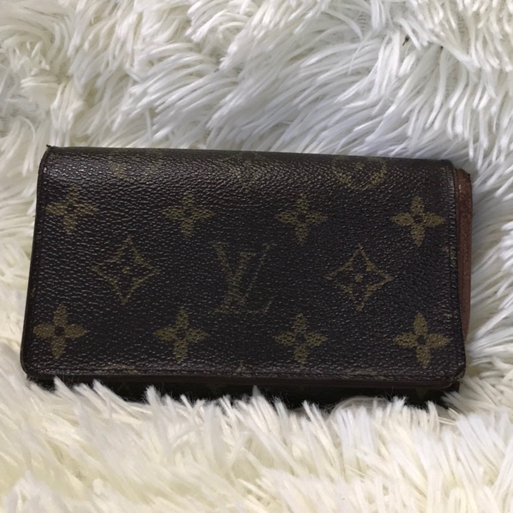 Louis Vuitton ladies wallet